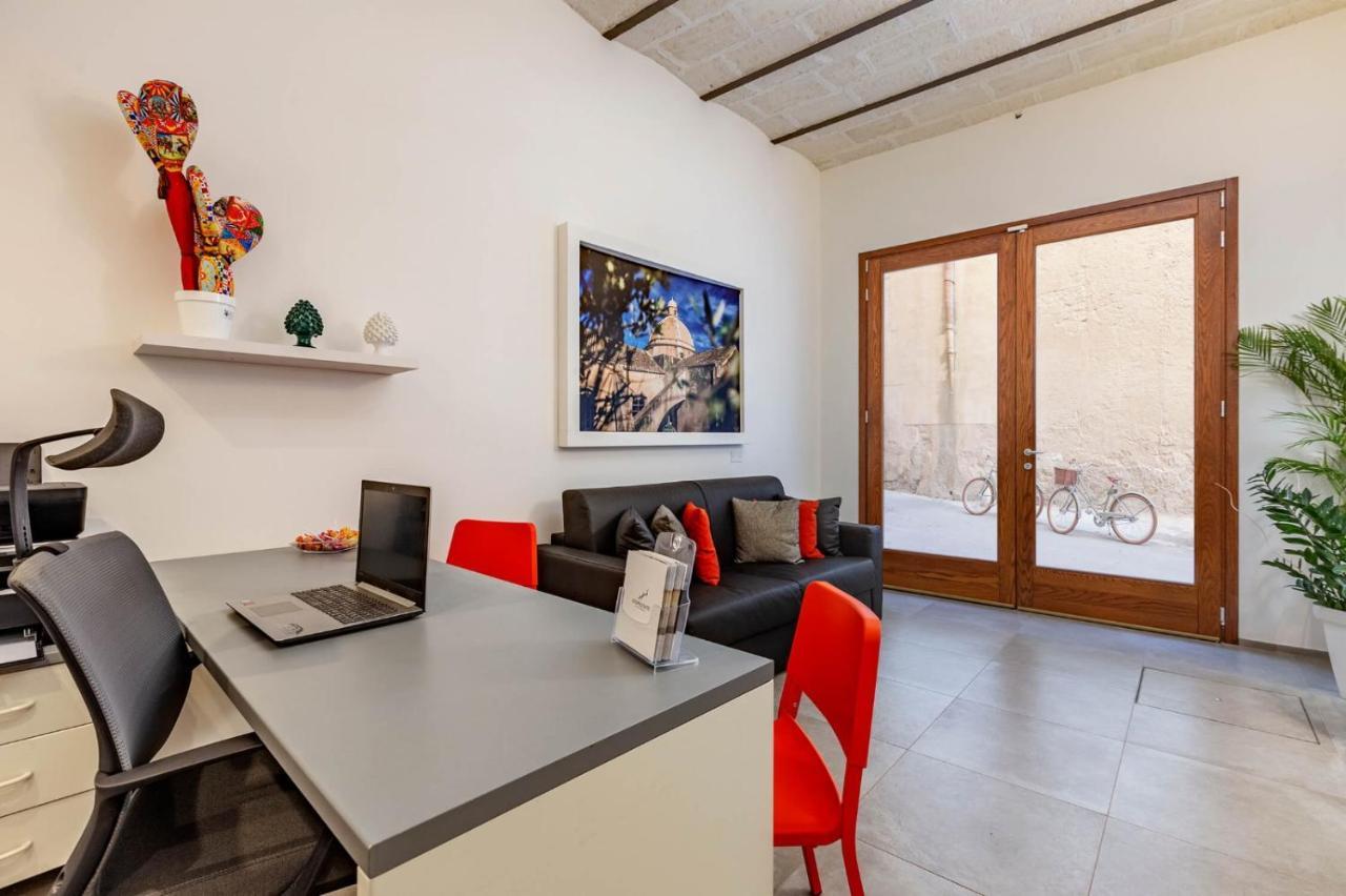 Le Cupole Suites & Apartments Trapani Eksteriør billede